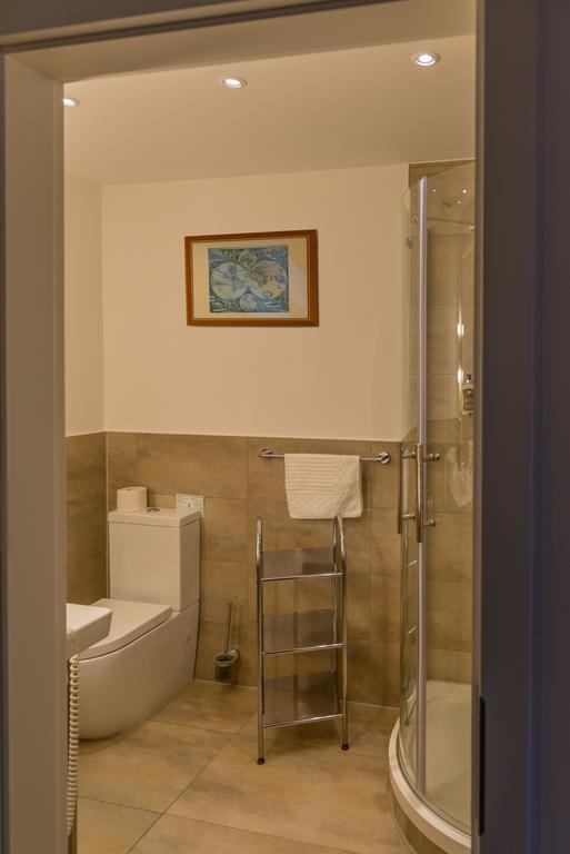 Hotel Am Yachthafen ヴァーレン エクステリア 写真