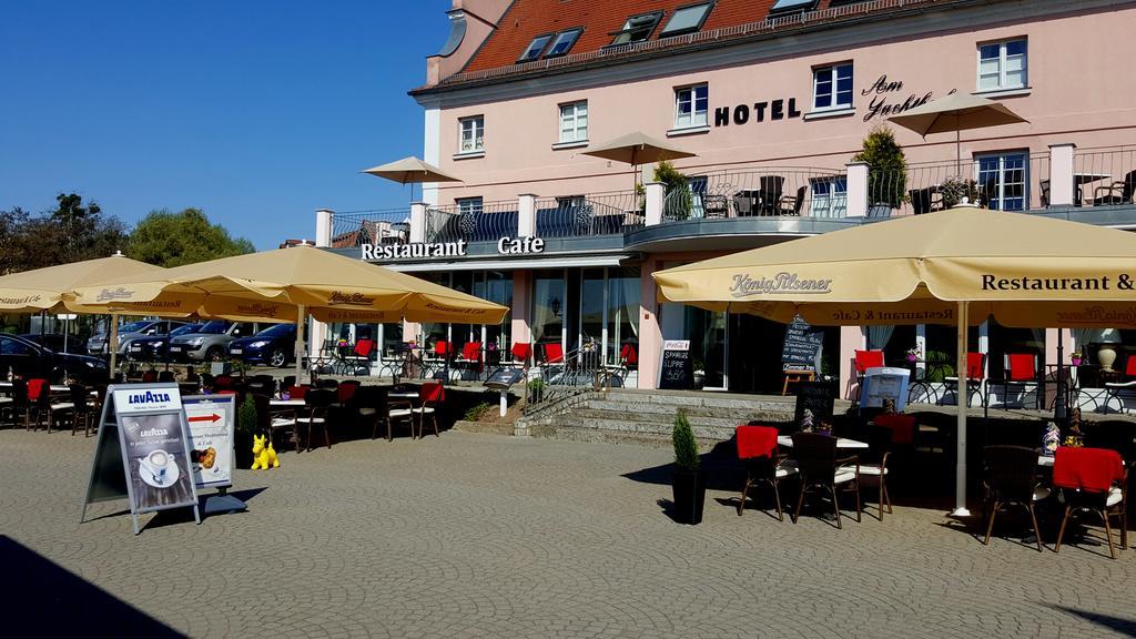 Hotel Am Yachthafen ヴァーレン エクステリア 写真